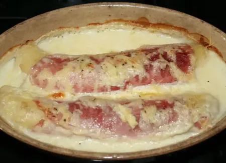 Banane au jambon et lait de coco