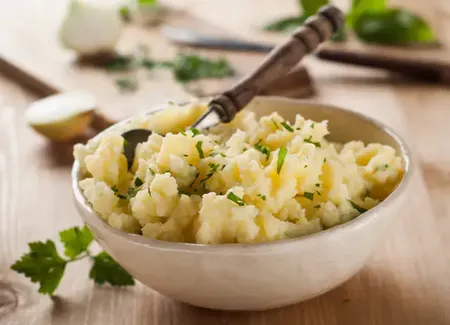 Purée de pommes de terre à la ciboulette