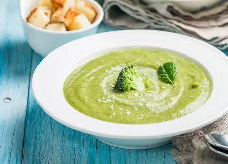 Velouté brocolis et pommes de terre