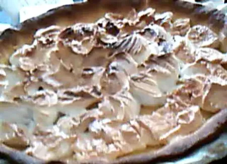 Tarte aux mandarines meringuée