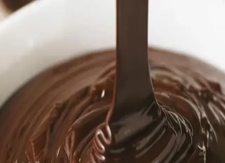 Ganache noire au chocolat