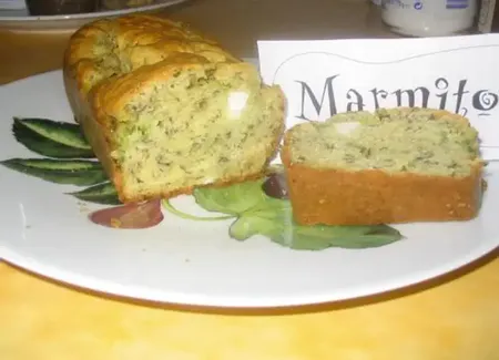 Cake au pesto et à la feta