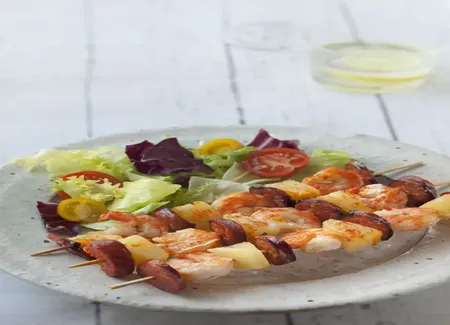 Brochettes de crevettes au chorizo et ananas