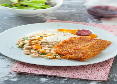 Filet de bar en croûte de chorizo, purée et mousse de haricots cocos de paimpol