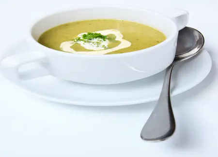 Soupe de légumes au kiri pour les enfants