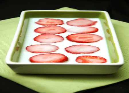 Terrine de fraises à la noix de coco