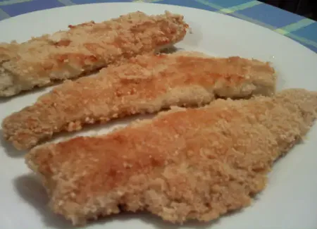 Poisson pané au gari (semoule de manioc)