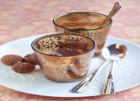 Soupe au lait de coco et truffes au chocolat