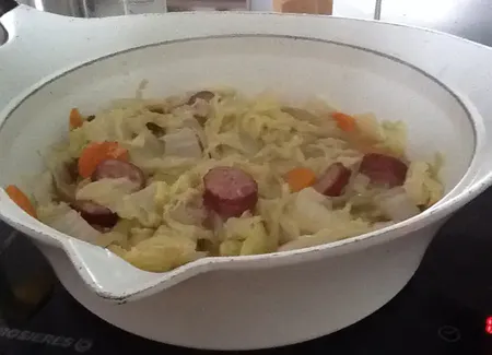 Chou chinois aux saucisses