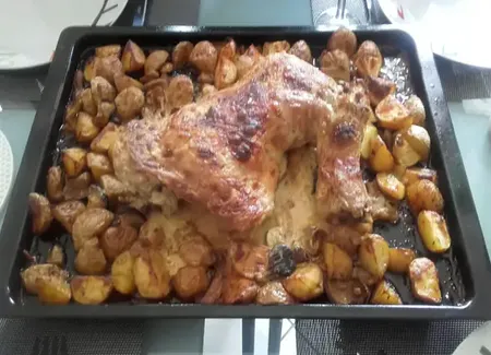 Cuisse de dinde aux poivrons et pommes de terre