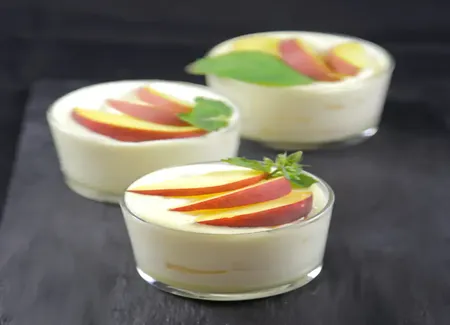 Mousse de mascarpone aux pêches