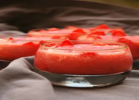 Cuberdon aux fraises (bonbon belge)