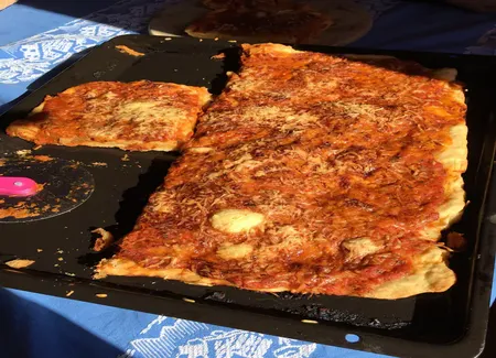 Pizza della nonna