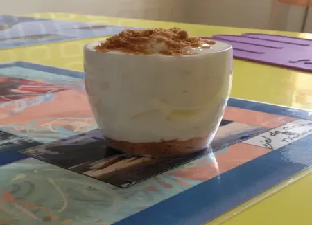 Verrines pommes yaourt et speculoos