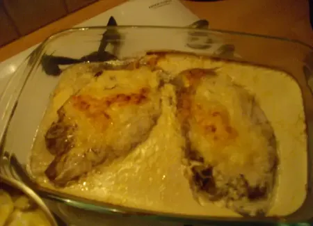 Côtes de porc moutardées à la normande