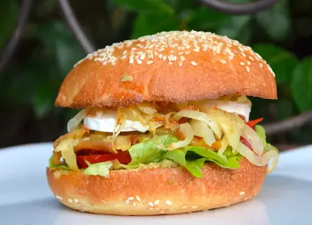 Burger végétarien au gorgonzola