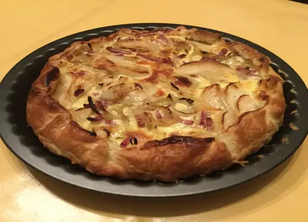 Tarte salée pommes lardons