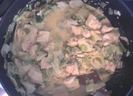 Riz au poulet et aux poireaux