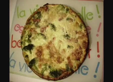 Quiche sans pâte aux brocolis
