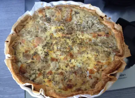Quiche thon chèvre tomate