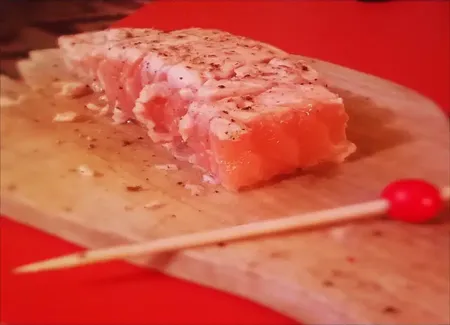 Pavé de saumon mi-cuit citronné