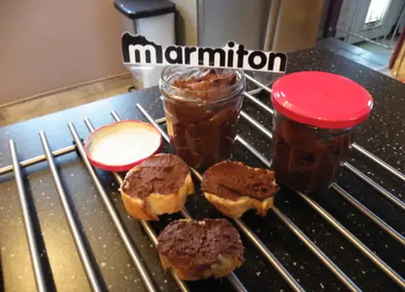Pâte à tartiner au chocolat légère