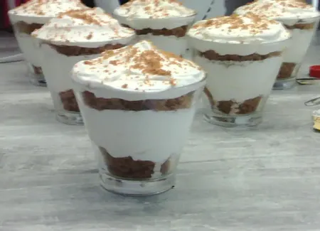 Verrines chantilly speculoos au caramel