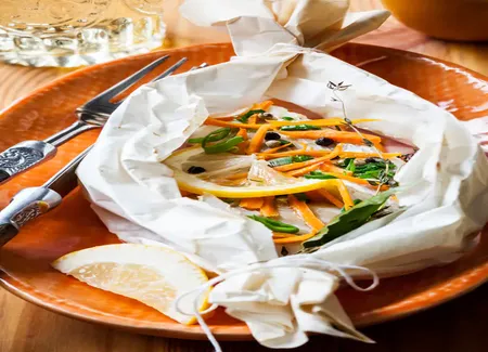 Papillote de cabillaud et sa julienne de légumes