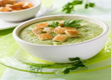 Velouté poireaux courgettes