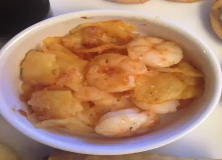 Gambas sautées à l'ananas