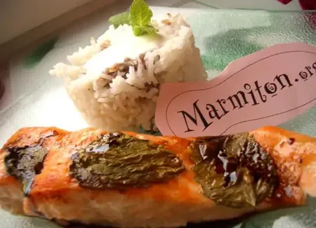 Saumon au four au caramel balsamique