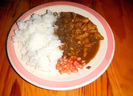 Fesenjan (poulet aux noix et a la grenade, iran)