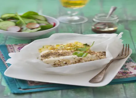 Papillotes d'églefin sur lit de pommes de terre