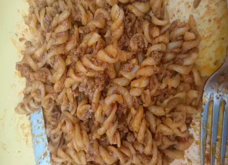 Makrouna salsa (pâte tunisienne)