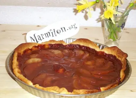 Tarte aux pommes, chocolat et caramel au beurre salé