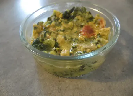 Poulet au curry et épinards