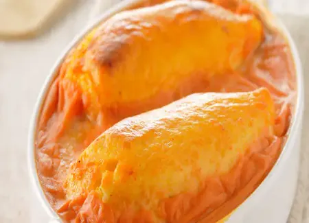 Quenelles gratinées à la béchamel tomate