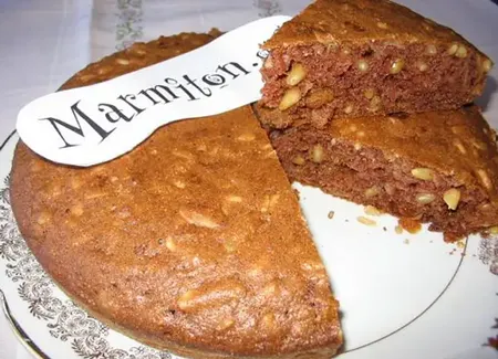 Gâteau simple aux fruits secs