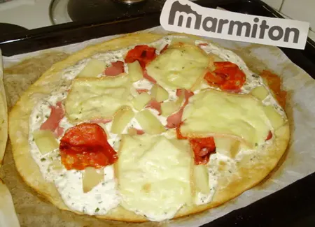 Pizza pomme de terre raclette