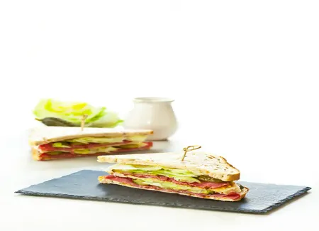 Pastrami club-sandwich