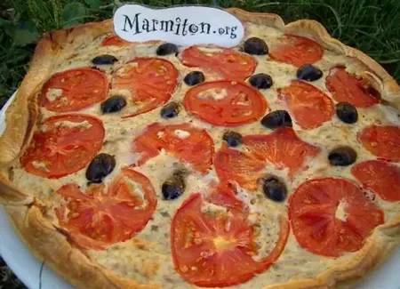 Quiche au thon et olives noires