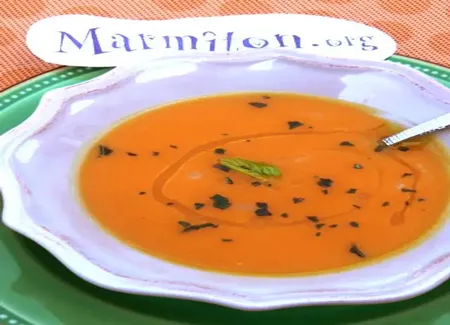 Potage à la musquée et au basilic