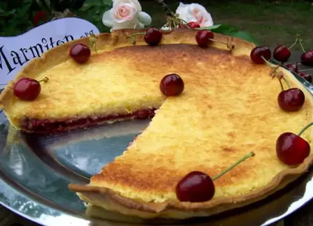 Tarte cerise et noix de coco
