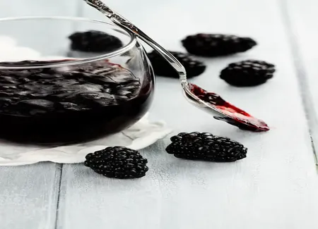 Confiture de mûres au poivre de sichuan