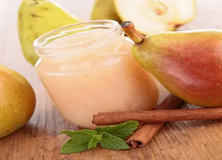 Compote de poires au goût d'amande