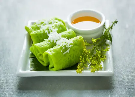 Dadar - crêpes de coco au pandan (indonésie)