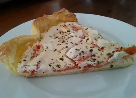 Tarte à la feta et à la tomate