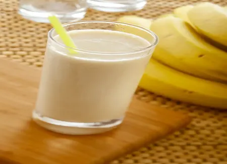 Milk shake à la banane et au fromage blanc