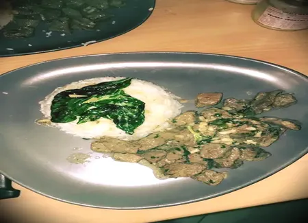 Boeuf sauté au basilic