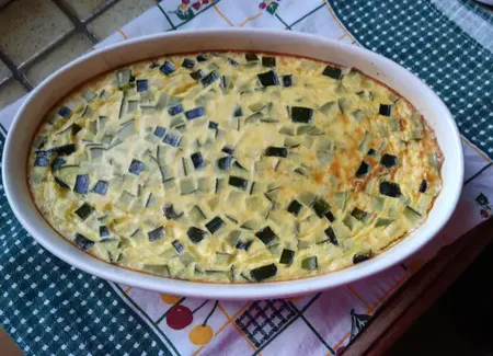 Gratin de riz, saumon et courgettes